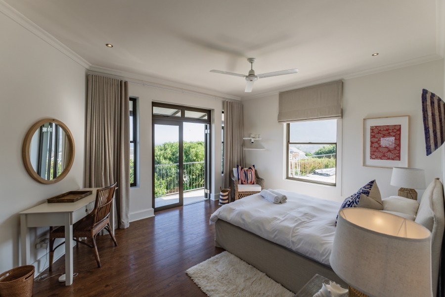 6 Bedroom Property for Sale in Belvedere Western Cape